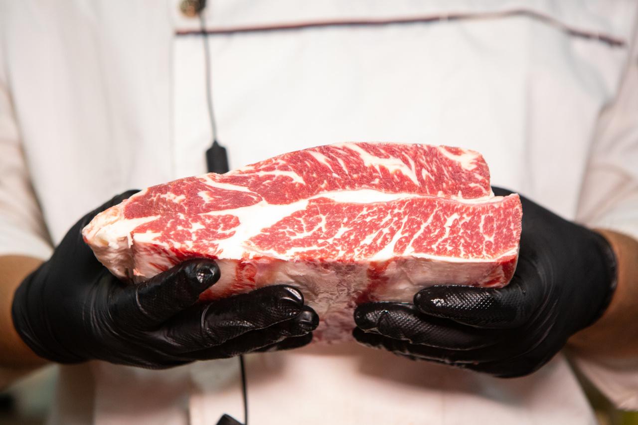 一品牛肉干是豬肉的