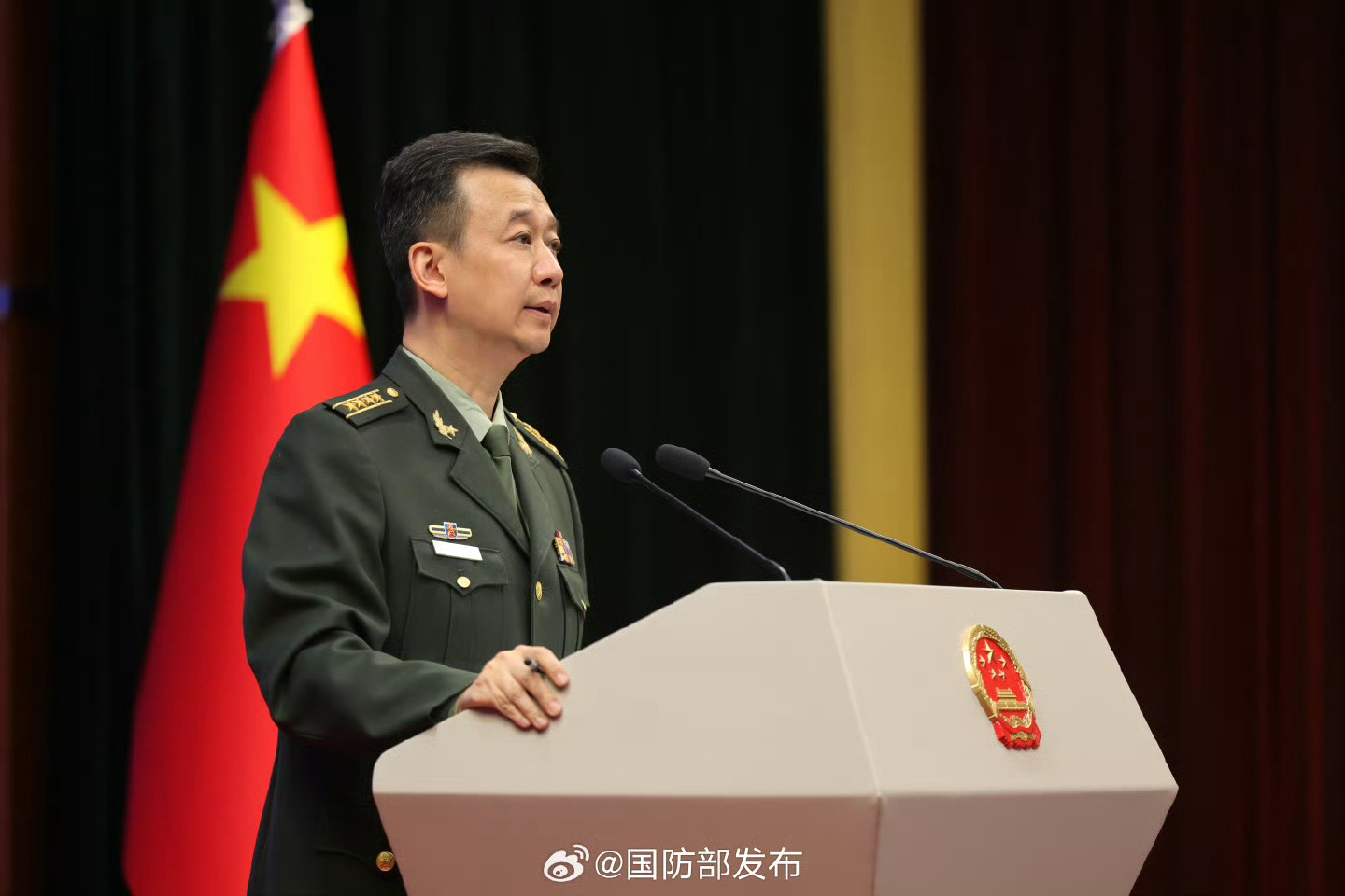 吳謙卸任發(fā)言人 65秒回顧霸氣發(fā)言