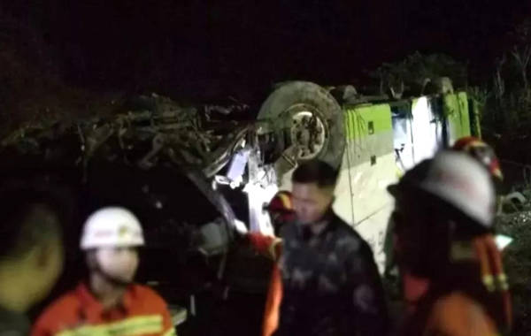 云南裝載機(jī)致人傷亡事件致6死4傷