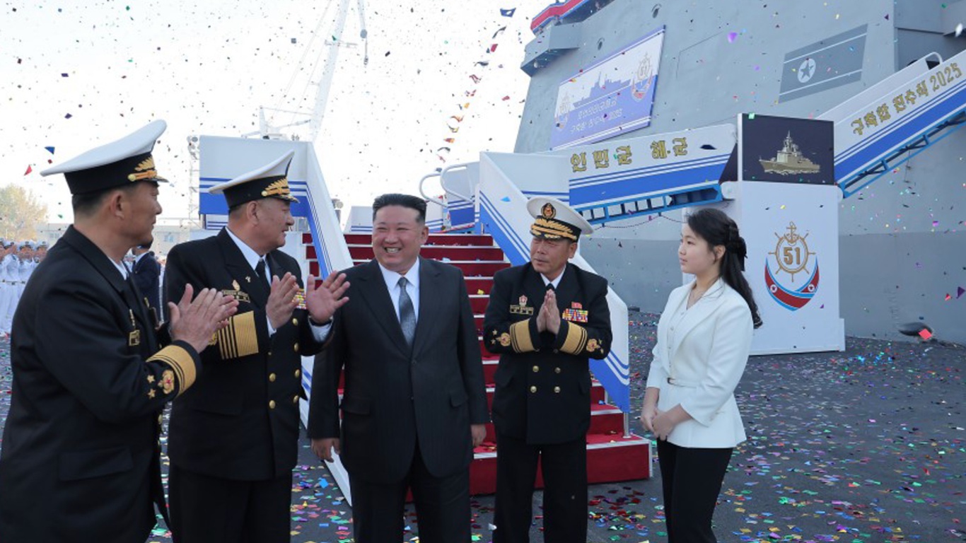 朝鮮驅(qū)逐艦出事故 金正恩目睹全程