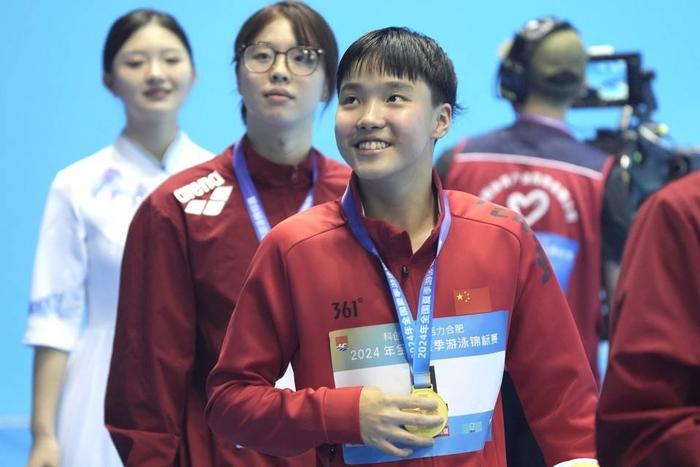 震驚！12歲于子迪蝶泳奪冠，天才少女如何改寫歷史？