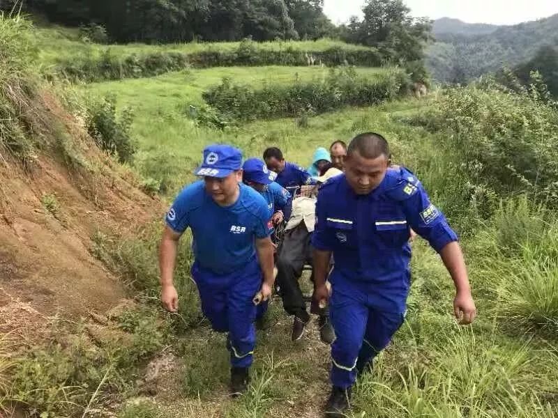 奇跡生還！老人深山走失6天，救援隊(duì)靠這招成功尋回