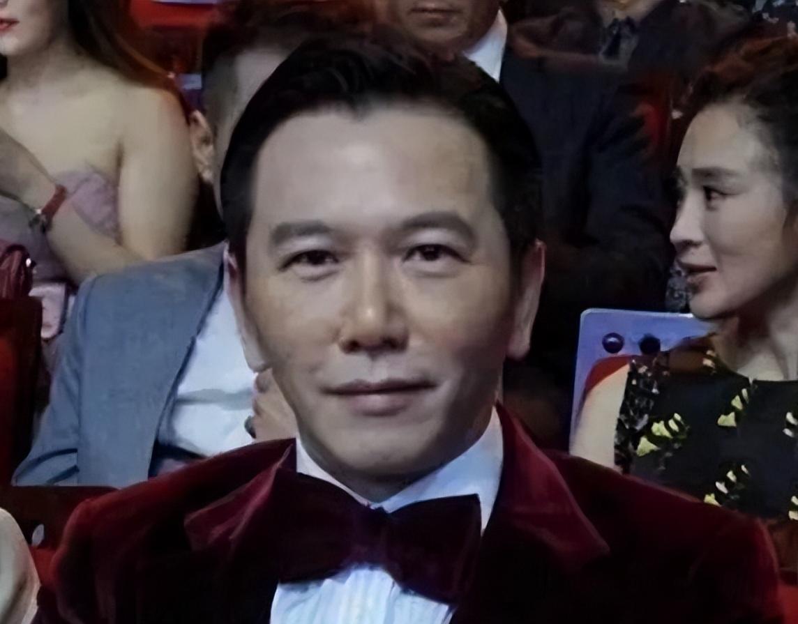 震驚！孩子一覺醒來臉腫成“發面饅頭”，醫生緊急提醒家長注意這些原因！